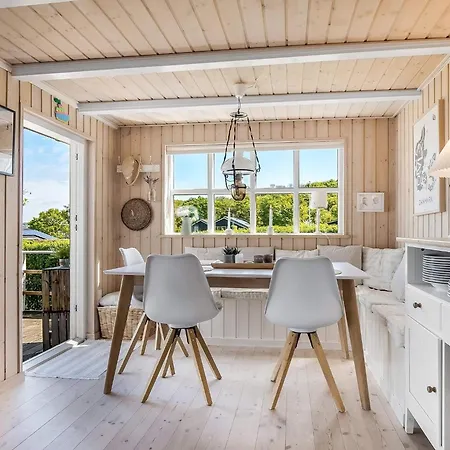 4 Person In Holiday home *